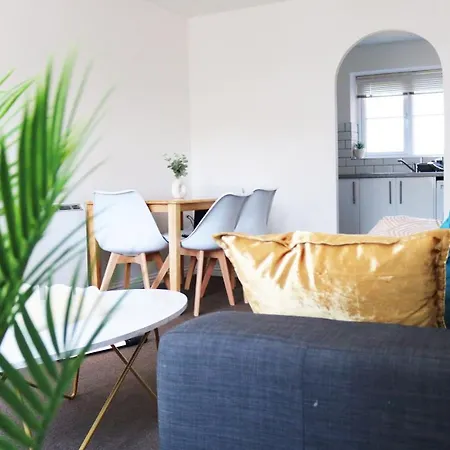 Flat In London- Modern 2 Bedroom Apartment Harrow Near Wembley Exterior photo